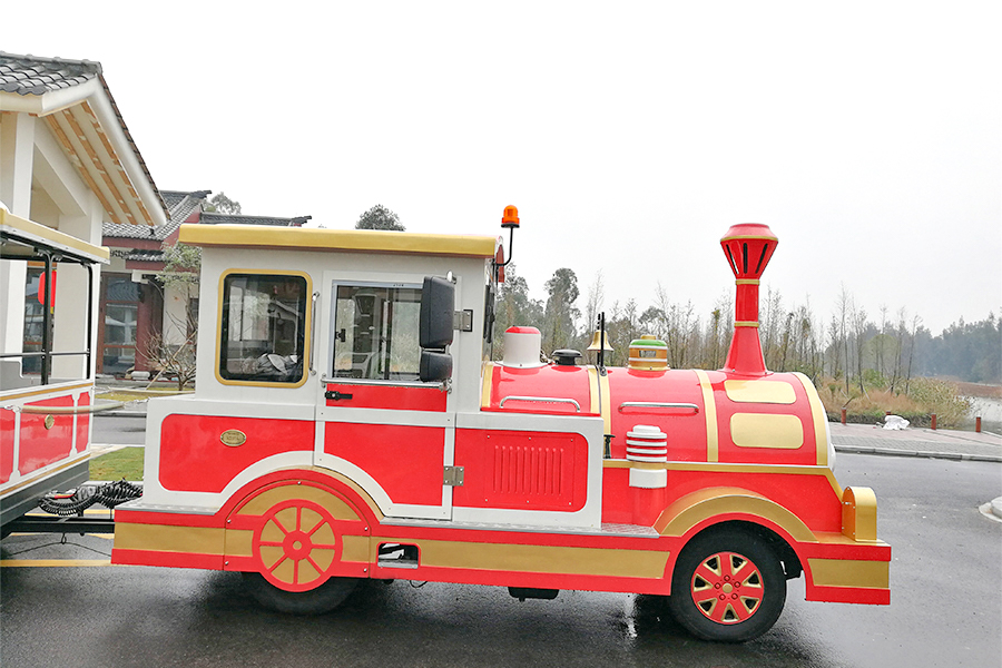 Carruagem semi-fechada 28 elegante grande trem de turismo sem trilhos