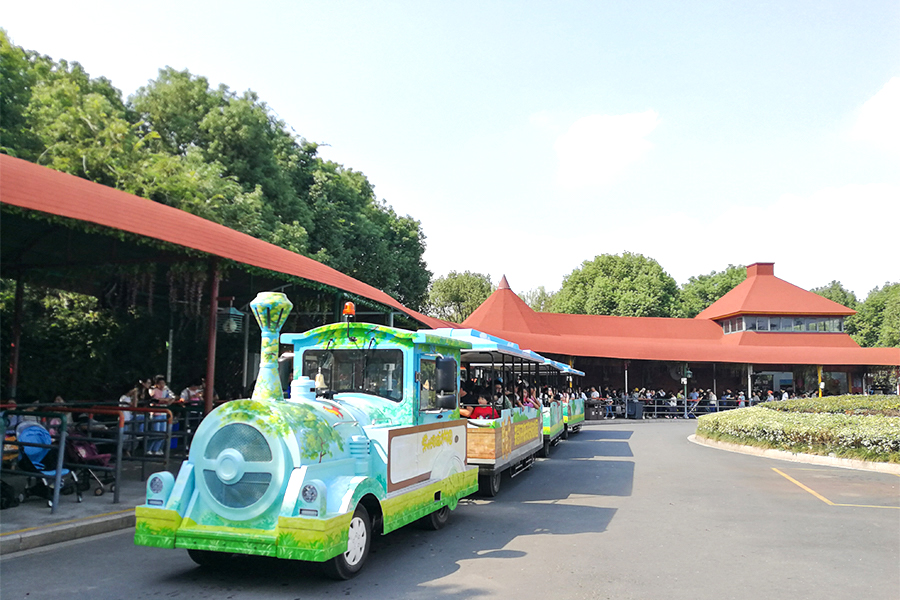 Trem de turismo elegante e sem trilhos de 24 lugares semifechado