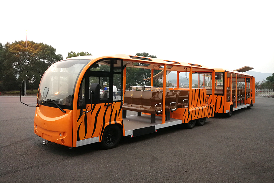 Modelo elétrico aberto tipo I com carro de turismo de seção de reboque