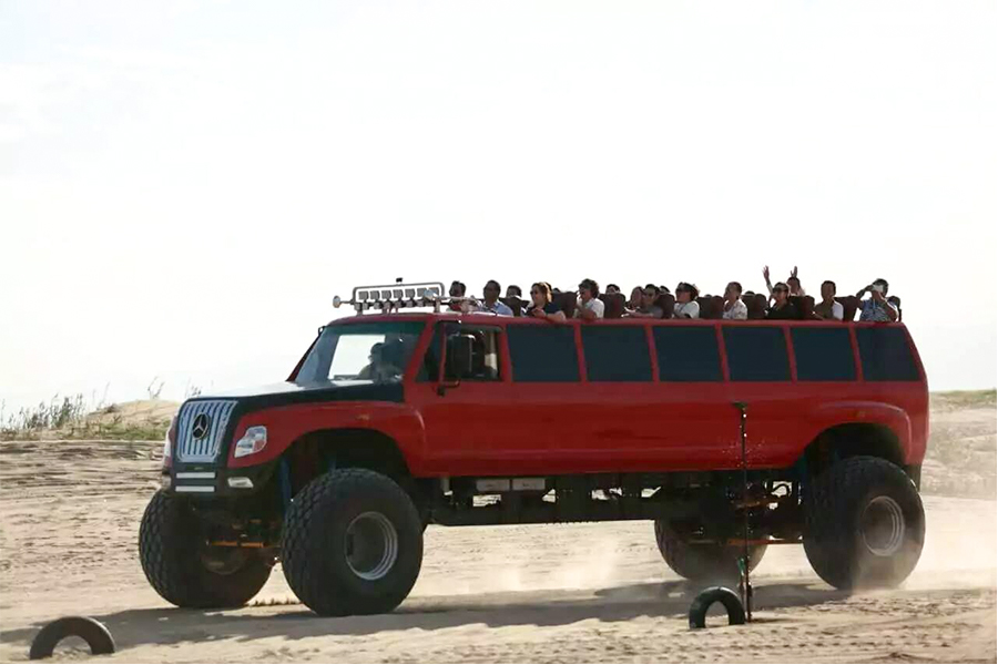 Caminhão Safari no Deserto Versão 4WD Tipo II